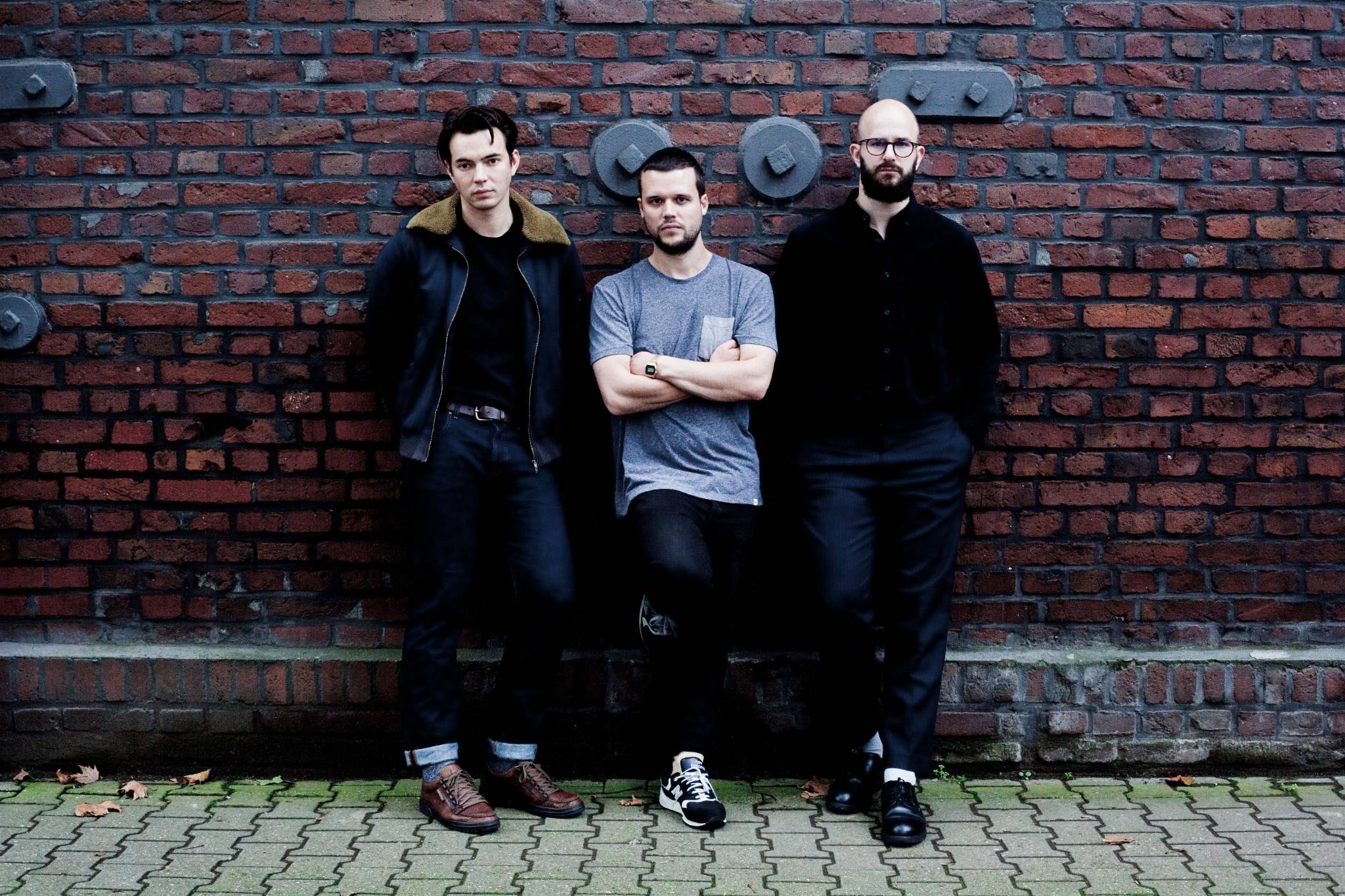 White Lies, Harry McVeigh, Charles Cave, Jack Lawrence-Brown